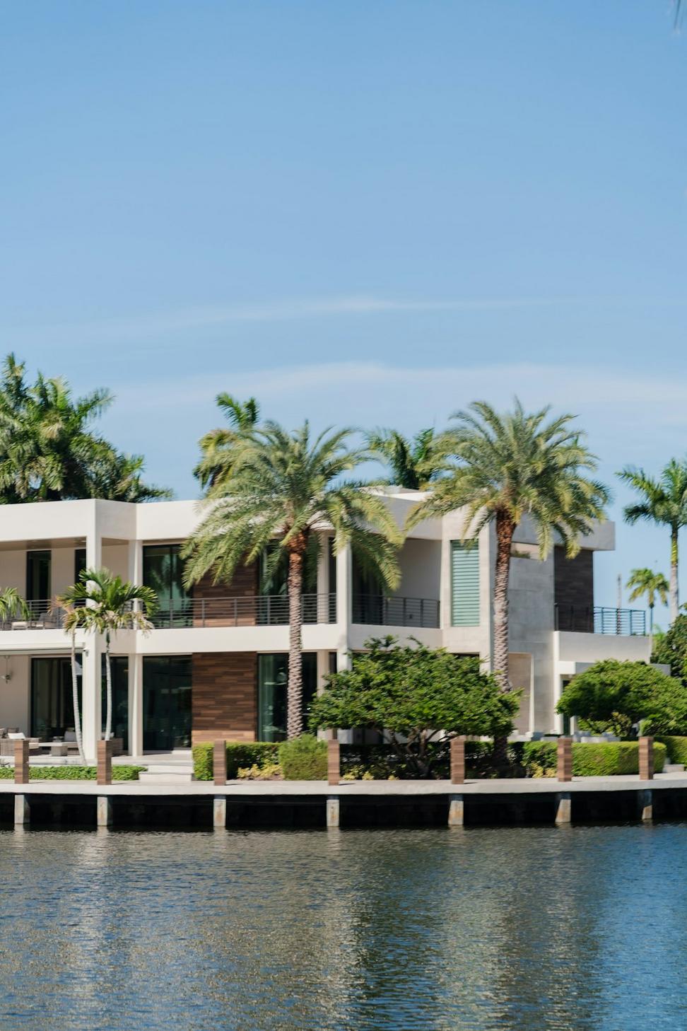 Lakefront Villa